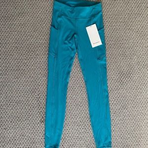 Lululemon Leggings 28” (Size: 4)